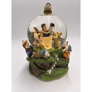 Disney Snow White Dopey Snow Globe Someday My Prince Will Come Musical Dwarves